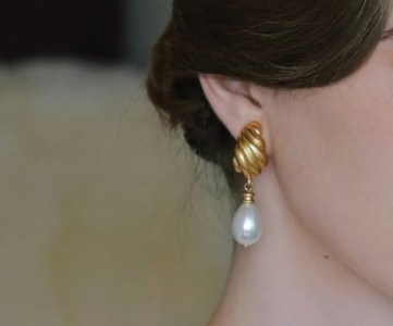 minimalist pearl earrings daily wear