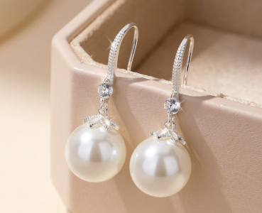 lightweight pearl drop earrings